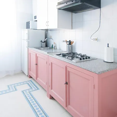 & Hills - Ambrogiohost Bologna