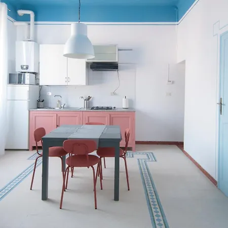 & Hills - Ambrogiohost