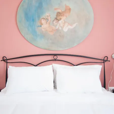 & Hills - Ambrogiohost * ボローニャ